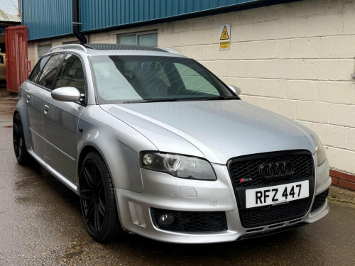 Audi RS4 Saloon  4.2 quattro 5dr