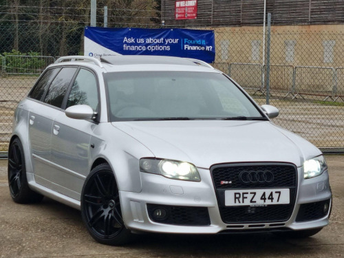 Audi RS4 Saloon  4.2 quattro 5dr