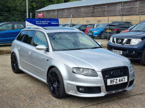 Audi RS4 Saloon  4.2 quattro 5dr