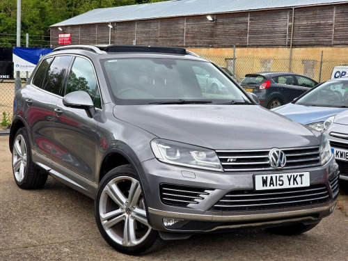 Volkswagen Touareg  3.0 TDI V6 BlueMotion Tech R-Line Tiptronic 4WD Euro 6 (s/s) 5dr