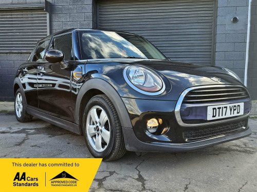 MINI Hatch  1.5 Cooper D Euro 6 (s/s) 5dr