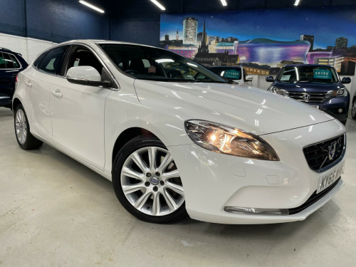 Volvo V40  2.0 D2 SE Nav Auto Euro 6 (s/s) 5dr