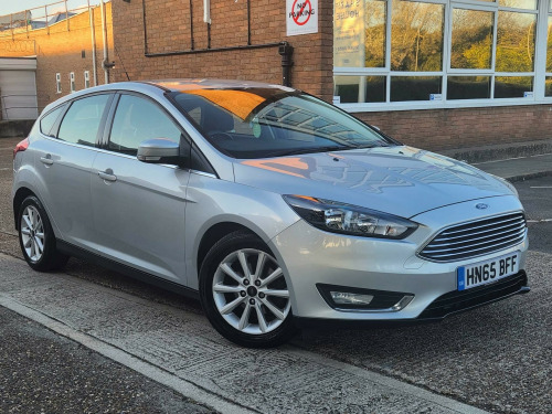 Ford Focus  1.0T EcoBoost Titanium Euro 6 (s/s) 5dr