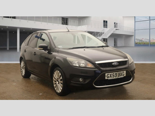 Ford Focus  1.6 Titanium 5dr