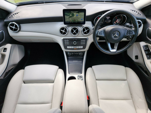 Mercedes-Benz GLA-Class  2.1 GLA200d Sport (Executive) 7G-DCT Euro 6 (s/s) 5dr