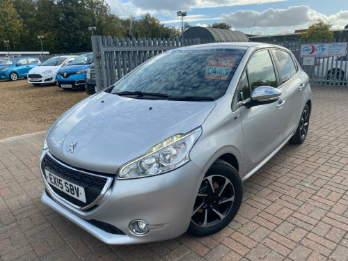 Peugeot 208  1.2 VTi PureTech Style Euro 6 5dr