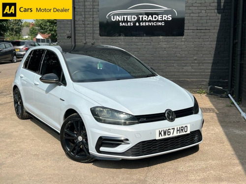 Volkswagen Golf  1.5L R LINE TSI EVO DSG 5d 148 BHP