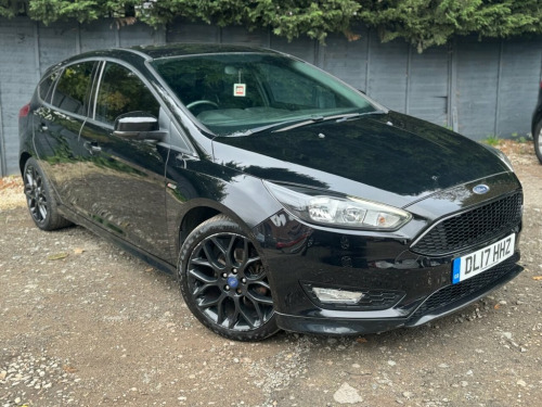 Ford Focus  1.0T EcoBoost ST-Line Hatchback 5dr Petrol Auto Eu