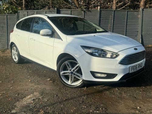 Ford Focus  1.0T EcoBoost Zetec Hatchback 5dr Petrol Auto Euro