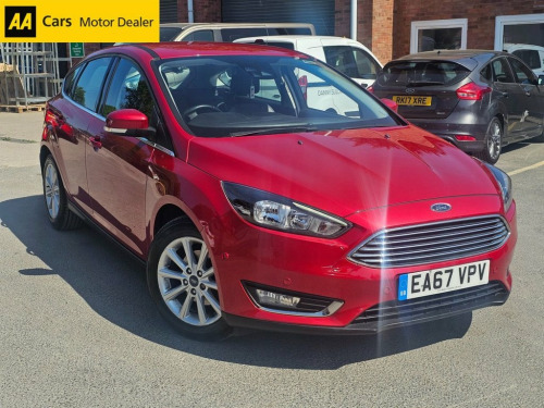 Ford Focus  1.0T EcoBoost Titanium Hatchback 5dr Petrol Auto E