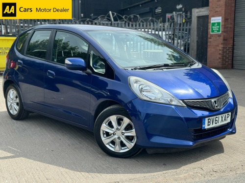 Honda Jazz  1.4 i-VTEC ES Hatchback 5dr Petrol CVT Euro 5 (99 