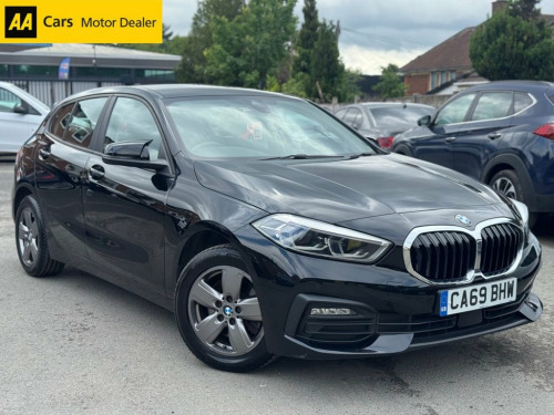 BMW 1 Series  1.5 118i SE Hatchback 5dr Petrol DCT Euro 6 (s/s) 