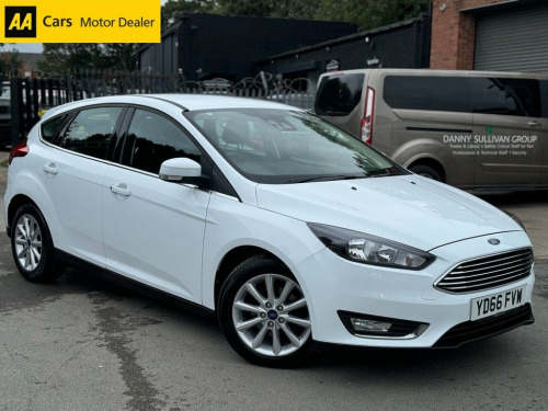 Ford Focus  1.0T EcoBoost Titanium Hatchback 5dr Petrol Auto E