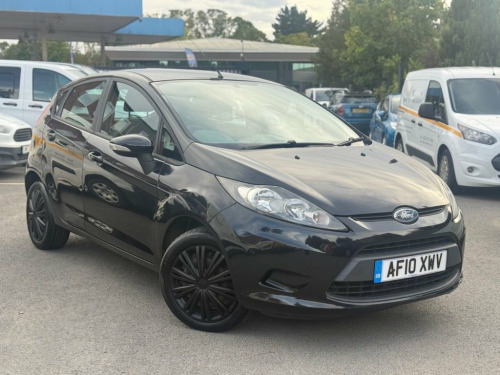 Ford Fiesta  1.25 Edge Hatchback 5dr Petrol Manual (133 g/km, 8