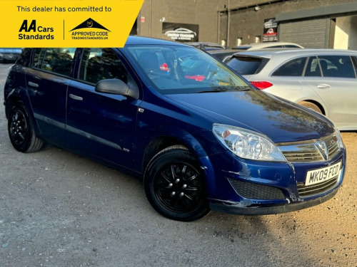 Vauxhall Astra  1.8i 16v Life Hatchback 5dr Petrol Automatic (187 