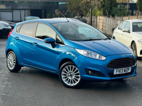 Ford Fiesta  1.6 Titanium Hatchback 5dr Petrol Powershift Euro 