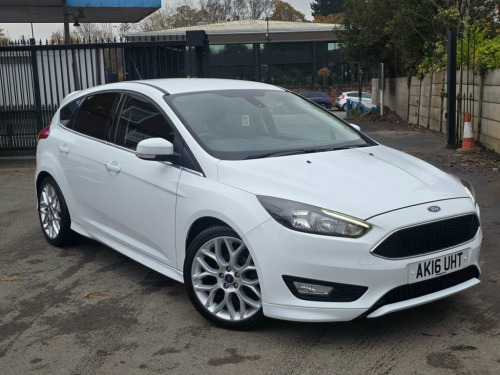 Ford Focus  1.0T EcoBoost Zetec S Hatchback 5dr Petrol Auto Eu
