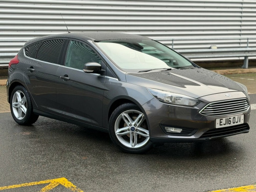 Ford Focus  1.0T EcoBoost Zetec Hatchback 5dr Petrol Auto Euro 