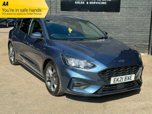 Ford Focus  1.0 ST-LINE 5d 123 BHP 12 MONTHS MOT - JUST SERVIC 