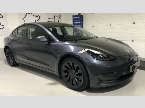 Tesla Model 3  (Dual Motor) Performance