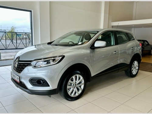 Renault Kadjar  1.5 Blue dCi Play SUV 5dr Diesel Manual Euro 6 (s/