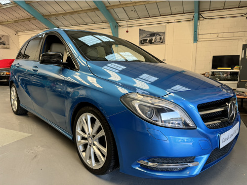 Mercedes-Benz B-Class B180 B180 CDI BlueEFFICIENCY Sport 5dr Auto