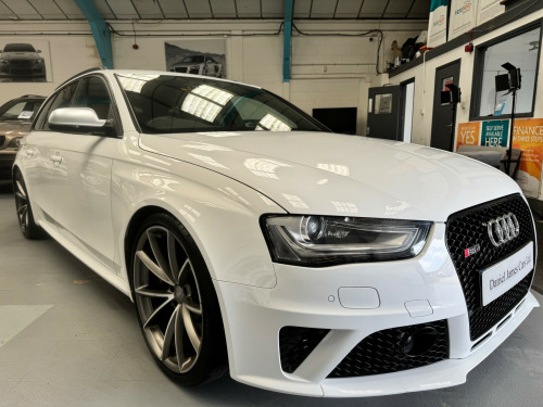 Audi RS4 Saloon  4.2 FSI Quattro 5dr S Tronic