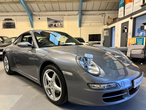 Porsche 911  3.6 997 Carrera Coupe 2dr Petrol Manual (266 g/km, 325 bhp)