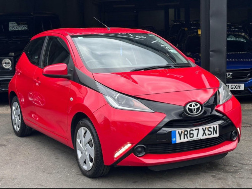 Toyota AYGO  1.0 VVT-i x-play Euro 6 5dr