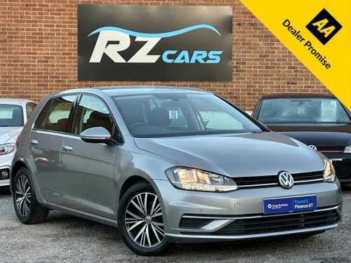 Volkswagen Golf  1.4 TSI BlueMotion Tech SE Nav Hatchback 5dr Petro