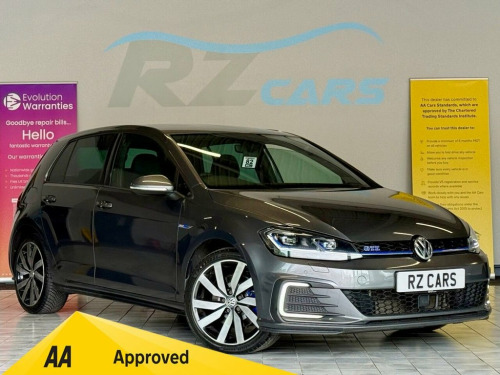 Volkswagen Golf  1.4 TSI 8.7kWh GTE Advance Hatchback 5dr Petrol Pl