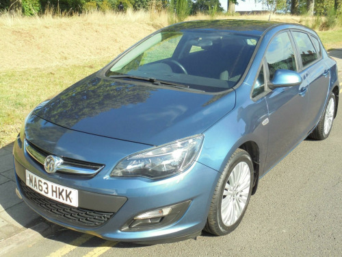 Vauxhall Astra  1.6 16v Energy Euro 5 5dr