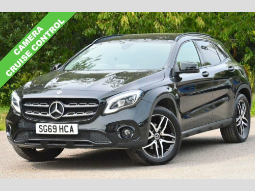 Mercedes-Benz GLA-Class GLA180 1.6 GLA180 Urban Edition SUV 5dr Petrol Manual Eur