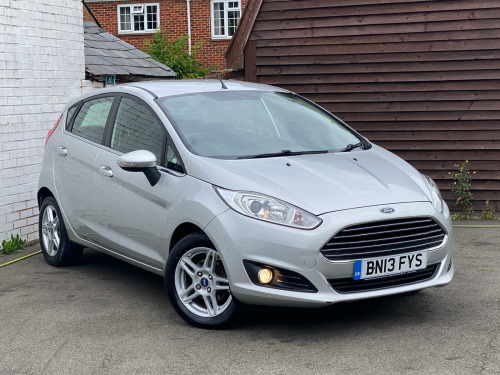 Ford Fiesta  1.0 Zetec Euro 5 (s/s) 5dr