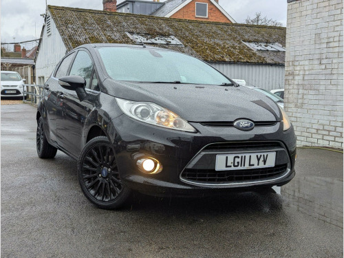 Ford Fiesta  1.4 Titanium 5dr