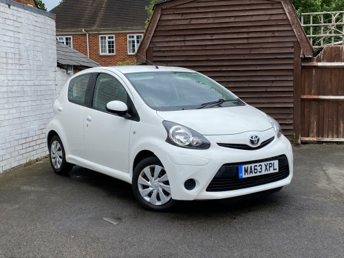 Toyota AYGO  1.0 VVT-i Move Euro 5 5dr