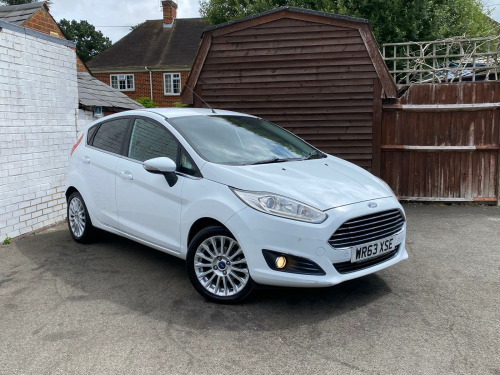 Ford Fiesta  1.0T EcoBoost Titanium Euro 5 (s/s) 5dr