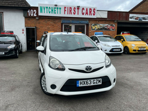 Toyota AYGO  1.0 VVT-i Move Euro 5 5dr