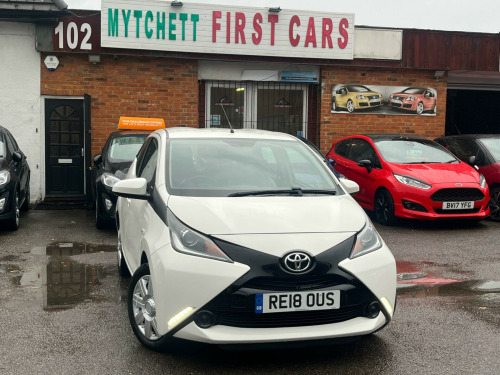 Toyota AYGO  1.0 VVT-i x-play Euro 6 5dr 
