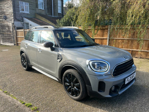 MINI Countryman  1.5 Cooper Classic Euro 6 (s/s) 5dr