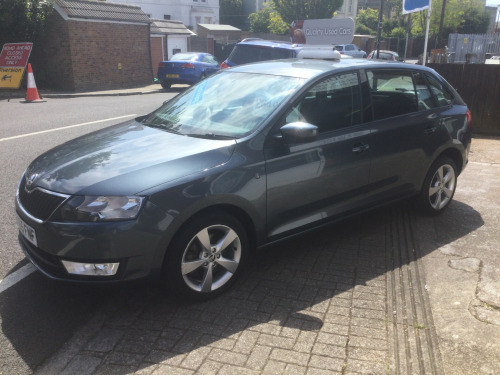 Skoda Rapid Spaceback  SP-BK-SE-TECH-TSI SA
