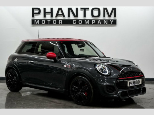 MINI Hatch  2.0 JOHN COOPER WORKS 3d 228 BHP