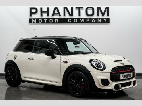 MINI Hatch  2.0 JOHN COOPER WORKS 3d 228 BHP