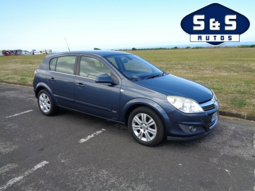 Vauxhall Astra  1.9 CDTi 8V Design [120] 5dr