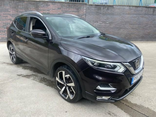 Nissan Qashqai  1.2 DIG-T Tekna SUV 5dr Petrol Manual Euro 6 (s/s)