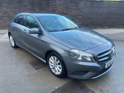 Mercedes-Benz A-Class A180 1.6 A180 BlueEfficiency SE Hatchback 5dr Petrol Ma 