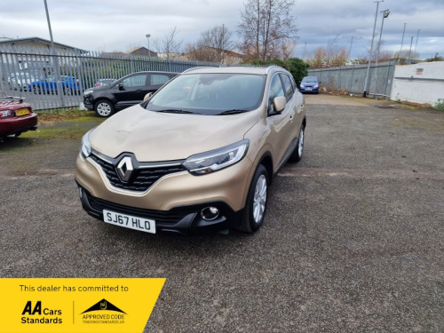 Renault Kadjar  RESERVE FOR £99..DYNAMIQUE NAV TCE....JUST SERVICED....GREAT SPEC