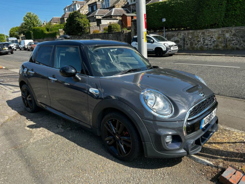 MINI Hatch  2.0 Cooper SD Hatchback 5dr Diesel Auto Euro 6 (s/