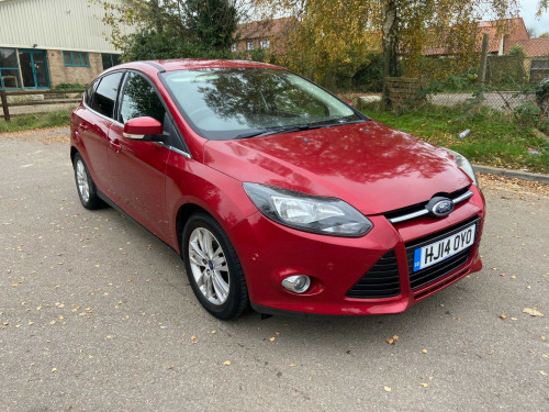 Ford Focus  1.0T EcoBoost Titanium Navigator Euro 5 (s/s) 5dr