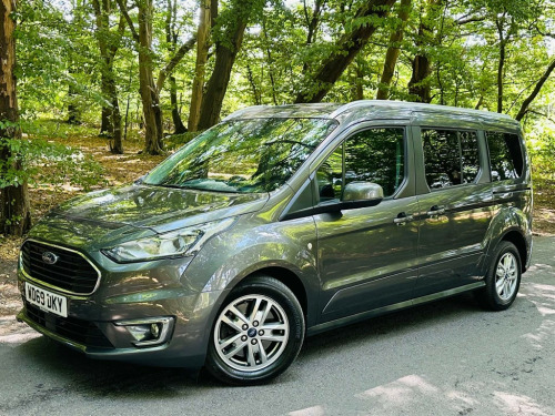Ford Tourneo Connect  Grand Titanium TDCi Auto